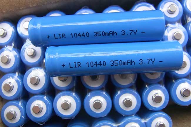 鋰電池生產車間濕度怎么控制？鋰電池車間用除濕機_重復